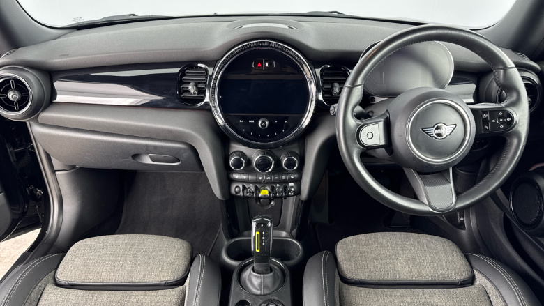 MINI Hatchback 135kW Cooper S Level 2 33kWh 3dr Auto Electric Hatchback